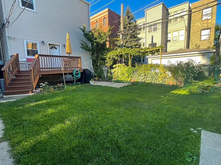 1613 W Berwyn Ave #1 — Photo 14