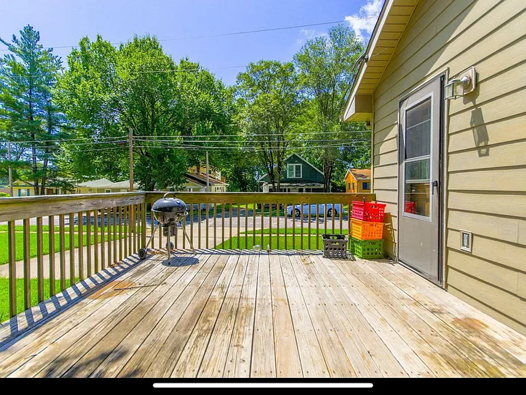 401 Hickman Ave — Photo 29