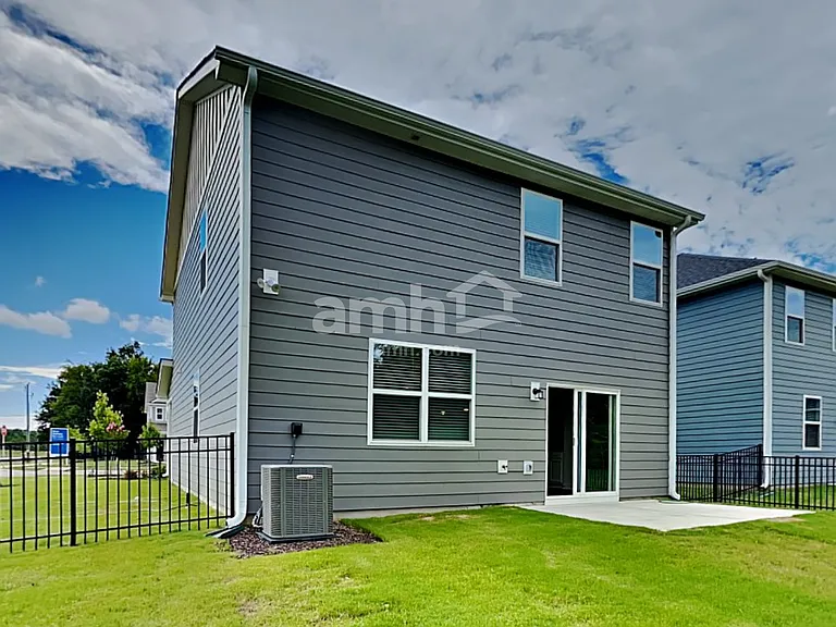 11006 Hazel Gardens Dr — Photo 32