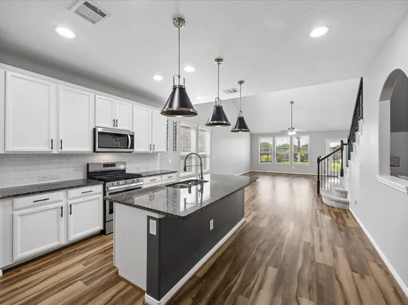 24614 Royal Pike Dr, Katy, TX 77493