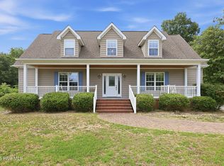 221 Oak Grove Circle, Hubert, NC 28539