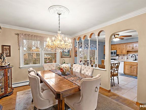 3rd image of 282 Nottingham Rd