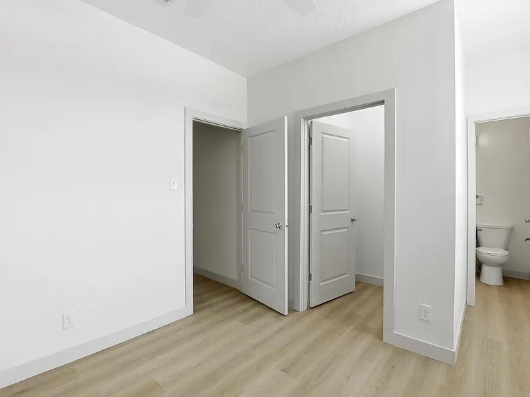 316 N Oakland Ave #10 — Photo 5