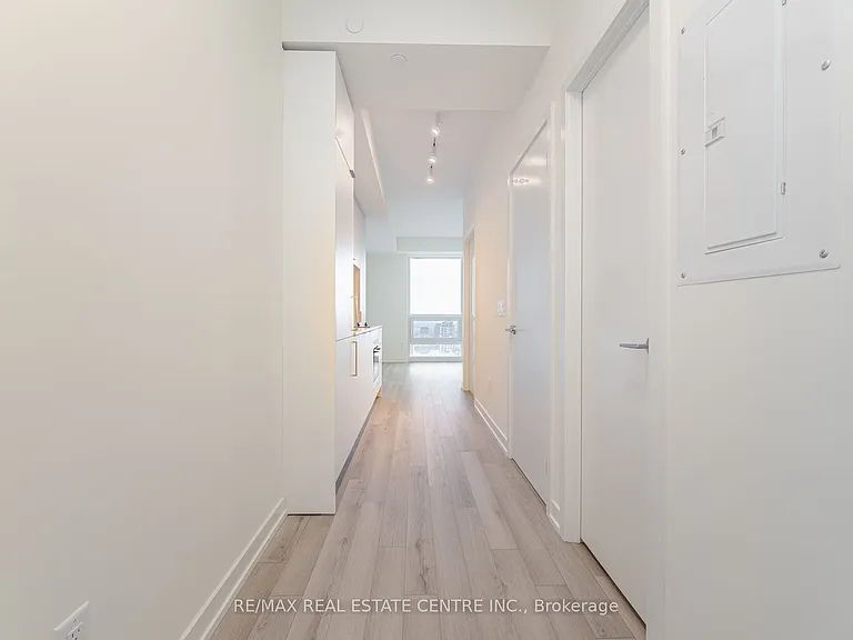 89 Church St #3505 — Photo 2