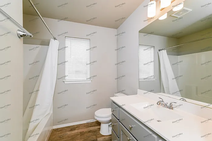 3713 S 12th Pl — Photo 10