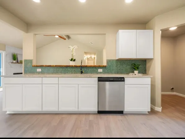 205 Sioux Trl, Leander, TX 78641