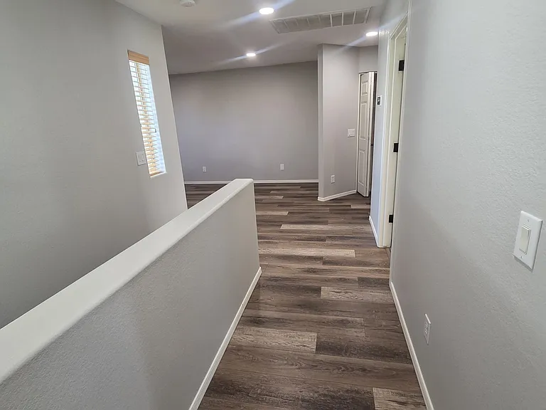 Upstairs hall and loft