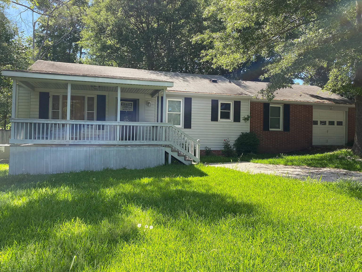 127 Warren Road - 1 — Photo 1