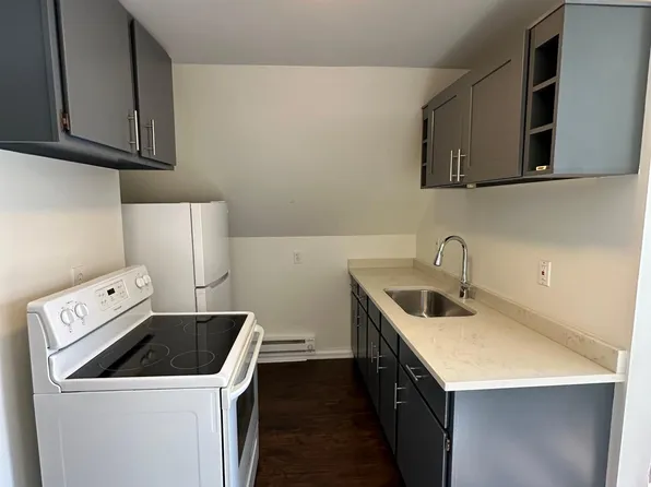10101 Nanford Rd #3, Cleveland, OH 44102