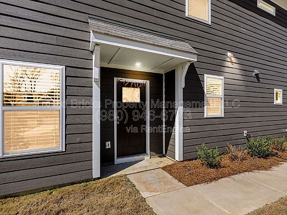 4th image of 5052 Falstone Dr