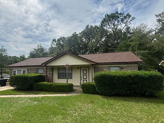 2nd image of 3522 Loro Ln