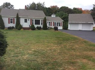 20 Ross Rd, Kennebunk, ME 04043