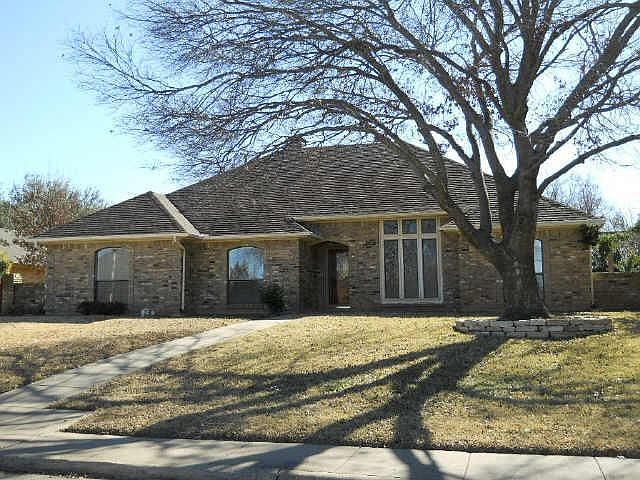 1st image of 630 Meadowbrooke Dr