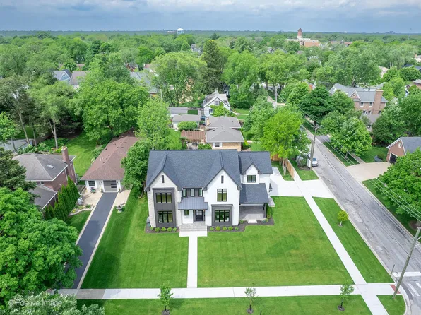 4500 Clausen Ave, Western Springs, IL 60558