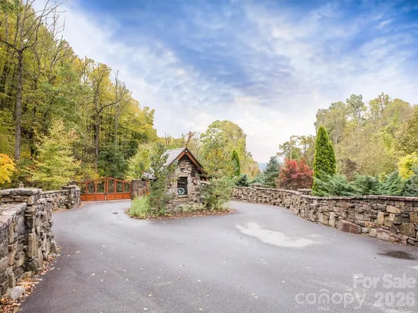 99999 Estate Dr, Waynesville, NC 28786