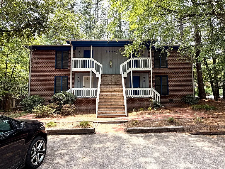 4840 N New Hope Rd #D — Photo 1