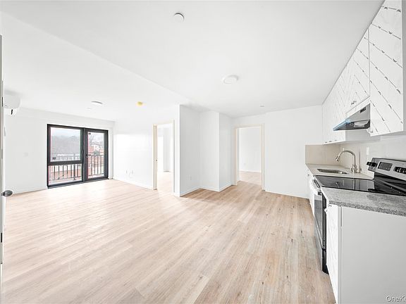 2nd image of 70-40 45 Avenue #7G