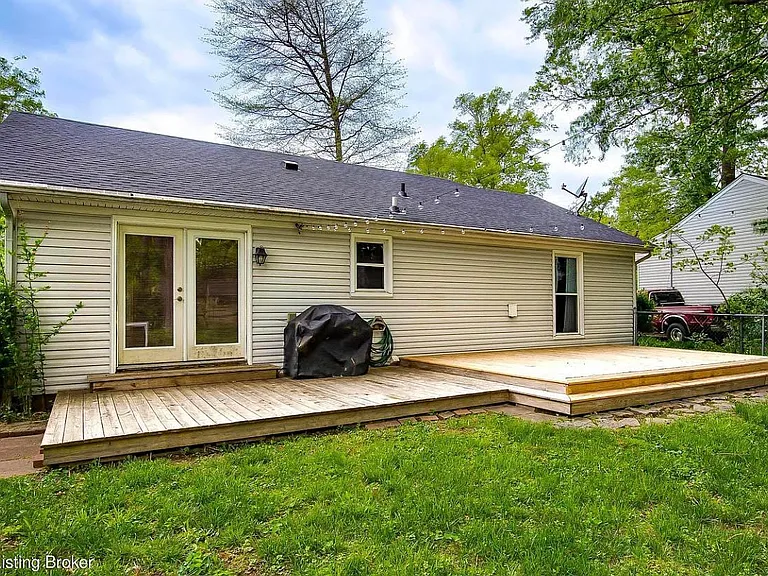 705 Marquette Dr — Photo 26