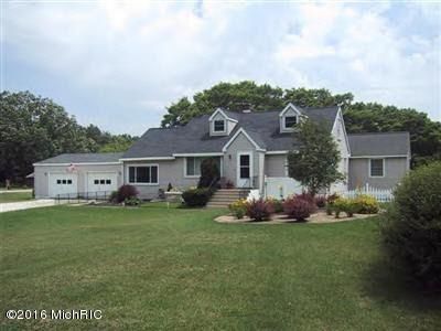 1068 N Jebavy Dr, Ludington, MI, 49431