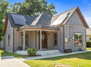 741 N Robinson St, Cleburne, TX 76031