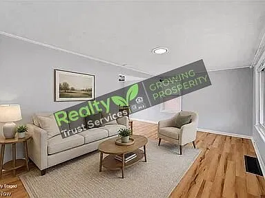 18300 Waterbury Ave. Maple Heights, OH 44137 — Photo 2
