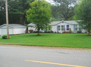 10 S Hilton Park Rd, Fruitport, MI 49442