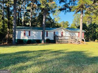 211 Lakeview Dr, Sandersville, GA 31082