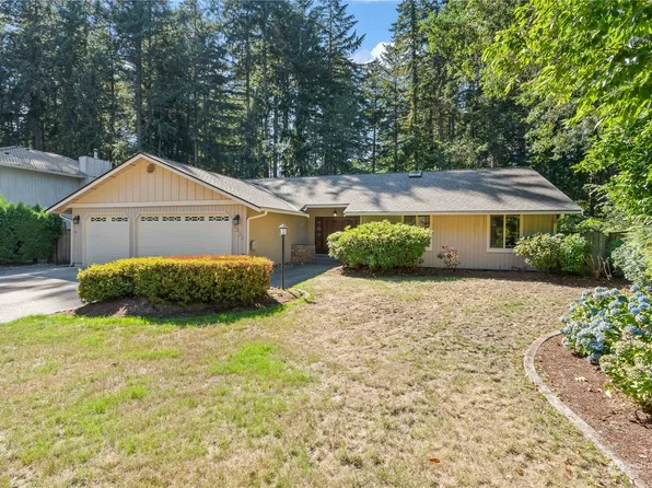 6226 88th Avenue W, University Place, WA 98467