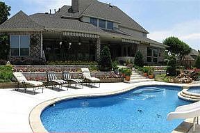 2nd image of 3205 Oak Crest Dr