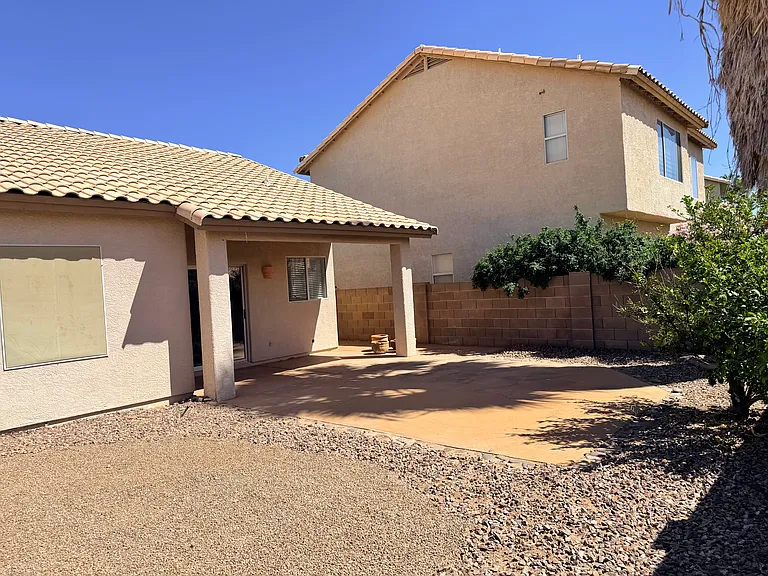 9005 N Lawndale Dr — Photo 53