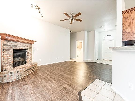 4th image of 2405 Port Rush Dr