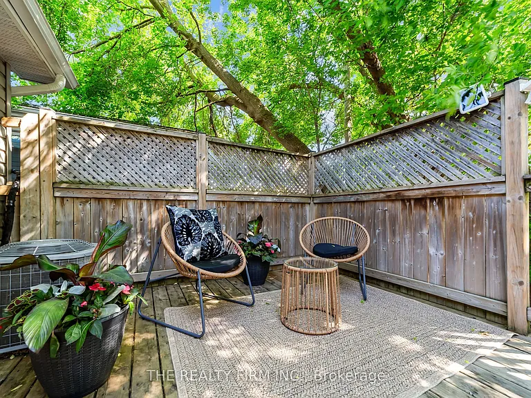 5 Henry St — Photo 23