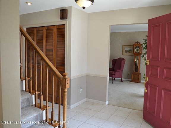 5th image of 1320 Blanchette Dr
