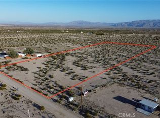 758 Papoose Trl, Twentynine Palms, CA 92277