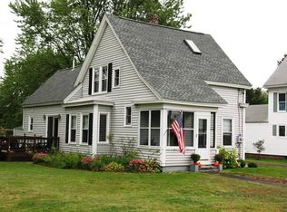 11 Sargent St, Allenstown, NH 03275