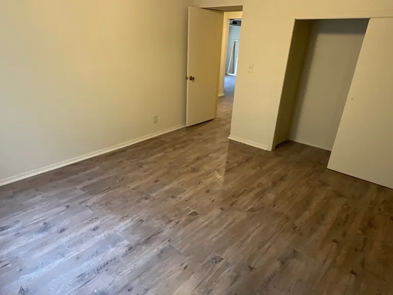 102 W Main St #2A — Photo 37