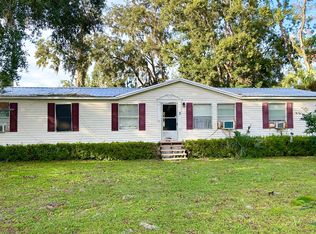 965 NE Annie Mattox St, Lake City, FL 32055