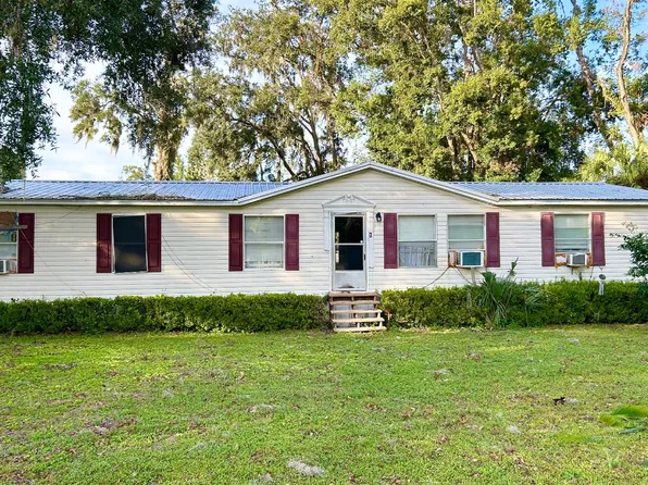 965 NE Annie Mattox St, Lake City, FL 32055