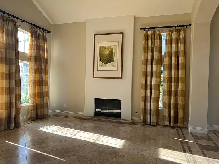 463 Acero Pl — Photo 3