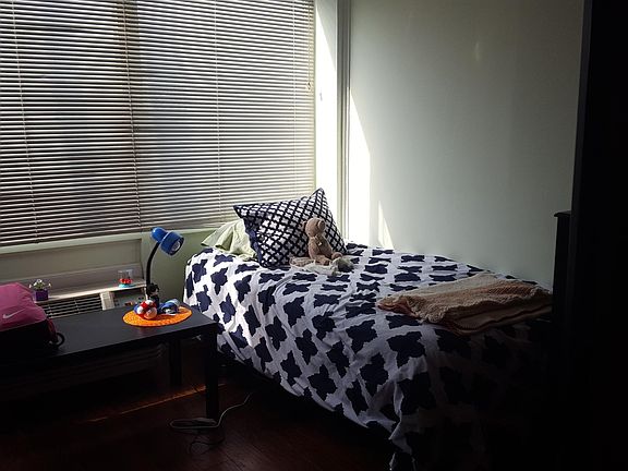 3rd image of 1700 W Clinch Ave APT 319