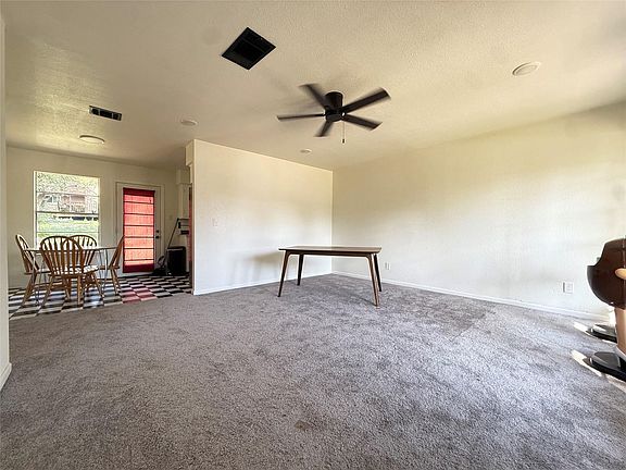 4th image of 3401 Thomas Kincheon St