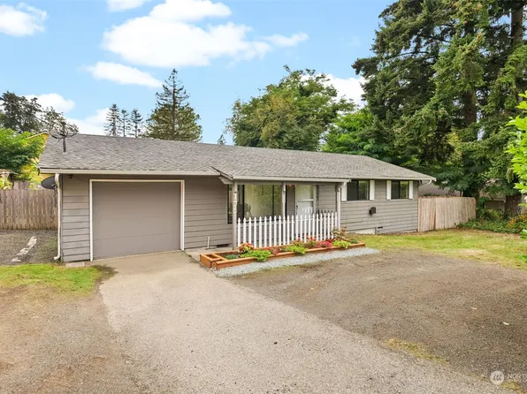 105 NW Riddell  Rd, Bremerton, WA 98310