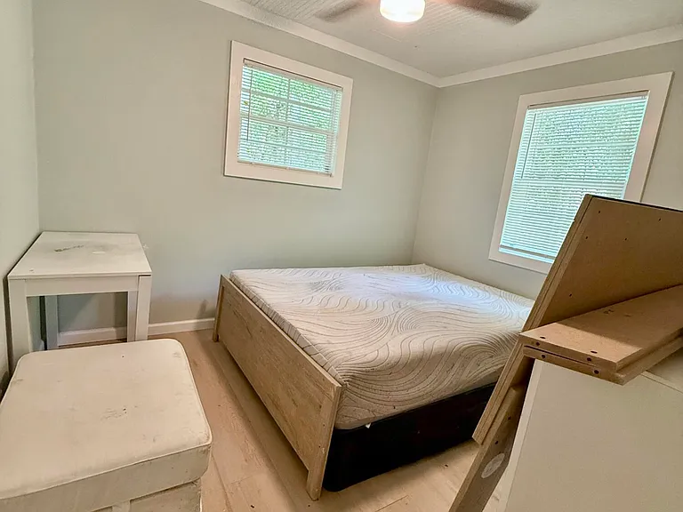 401 New Sterling Rd — Photo 12