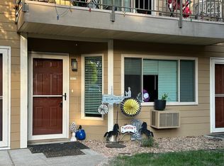 2210 Ridge Dr APT 15, Saint Louis Park, MN 55416