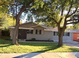 2110 Pontiac Dr, Carrollton, TX 75006