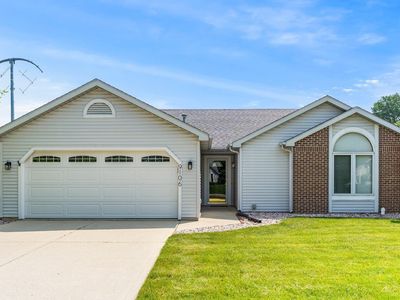 9106 Olmston Dr, Fort Wayne, IN, 46825