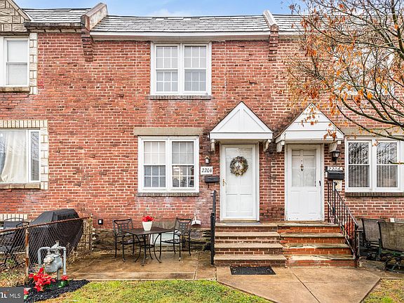2nd image of 2204 Ardmore Ave