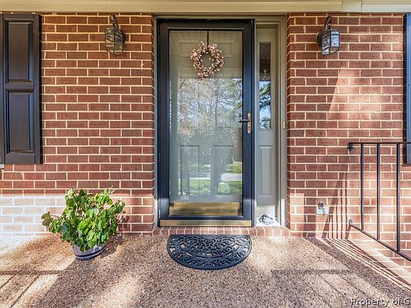 2nd image of 108 Old Carriage Way