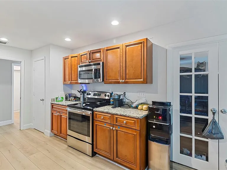 5776 Augusta Cir — Photo 13