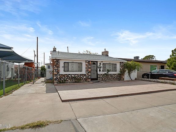 3rd image of 3320 Sacramento Ave